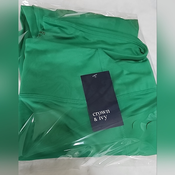 Crown & Ivy Scalloped Leggings Green Leaf XL NWT! - Picture 3 of 8